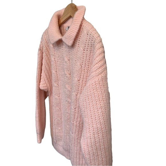 Vintage Pale Pink Chunky Cable Knit Collared Sweater - Picture 5 of 8